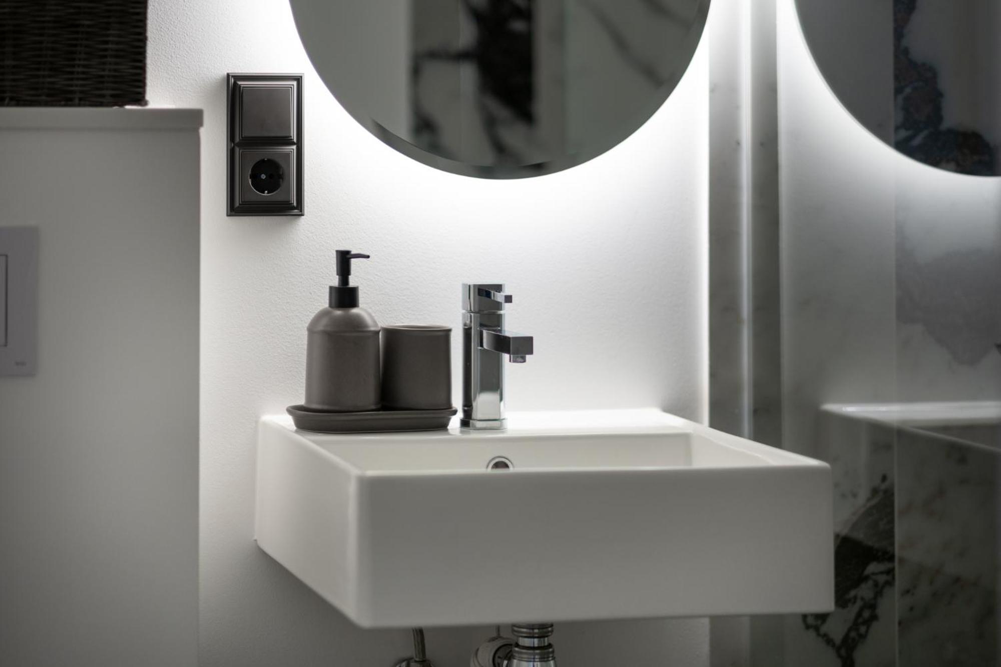 Turgaus Self Check-In Old Town Aparthotel Klaipėda Dış mekan fotoğraf